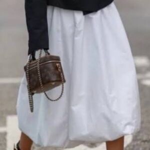 White Balloon Midi Skirt – Voluminous Bubble Hem Skirt